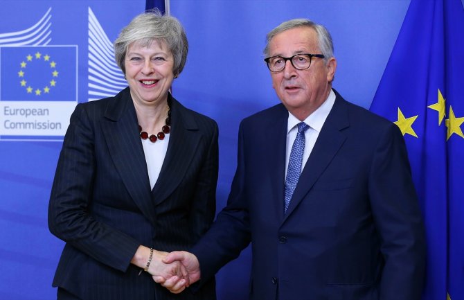 EU: Na sastanku Mej-Junker ostvaren napredak,Mej: Nisu otklonjeni svi problemi s EU