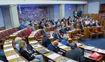 Skupština Crne Gore raspravlja o poništenju odluka Podgoričke skupštine