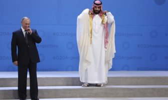 Samit G20: Saudijski princ u papučama, srdačan pozdrav sa Putinom (VIDEO)
