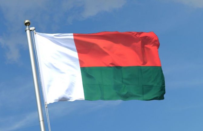 Madagaskar 12. zemlja koja je povukla priznanje Kosova