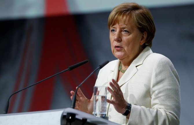 Merkel: Njemačkoj će u budućnosti trebati migranti