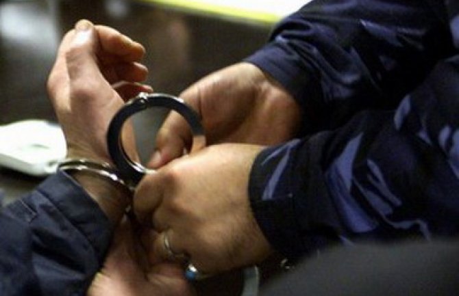 Uhapšen još jedan član kriminalne organizacije koja je planirala više teških krivičnih djela u Baru i Budvi