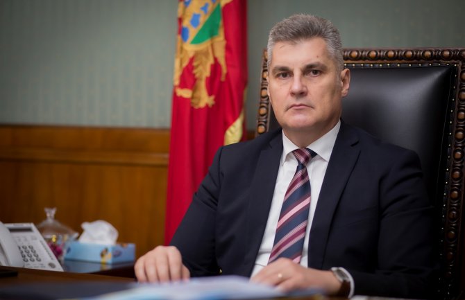 Brajović: Status dvojice poslanika učinio da Skupština ukaže na potrebu sistemskog rješavanja