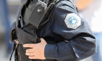 Dvije osobe srpske nacionalnosti uhapšene ispred zgrade kosovskih snaga