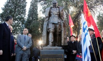 Nova Crna Gora je podigla spomenik drugu Titu