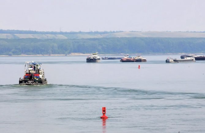Spriječeno krijumčarenje više od četiri tone nafte na Dunavu