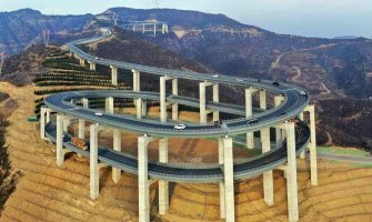 Vijadukt na 3 sprata dug 30 kilometara novo kinesko čudo(FOTO)
