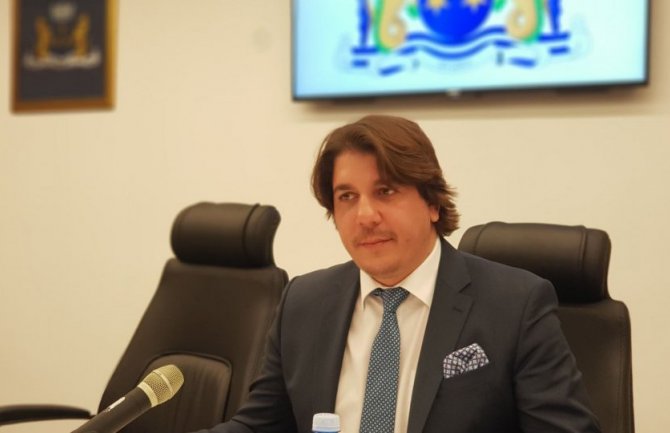 Krsto Radović novi predsjednik budvanskog parlamenta