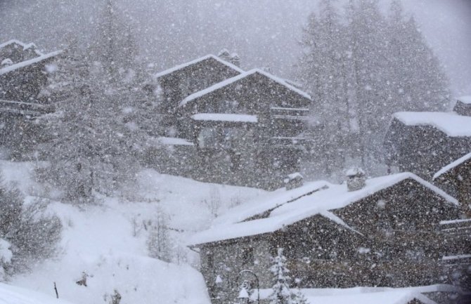 Srbija: U pet opština vanredna situacija zbog sniježnih padavina