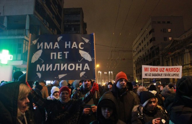 Beograd: Završen šesti protest 