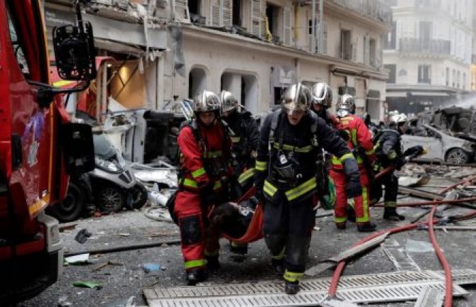 Pariz: Tijelo četvrte žrtve eksplozije izvučeno ispod ruševina