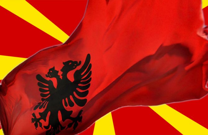 Albanski postao drugi službeni jezik u Makedoniji