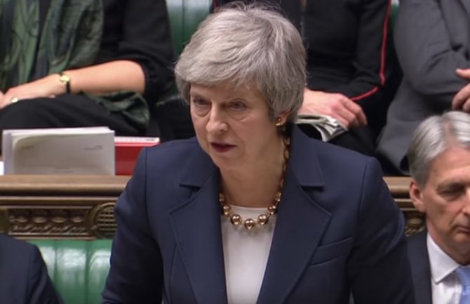 Oglasila se britanska premijerka: Prvo sačekati potvrdu da li vlada uživa povjerenje parlamenta