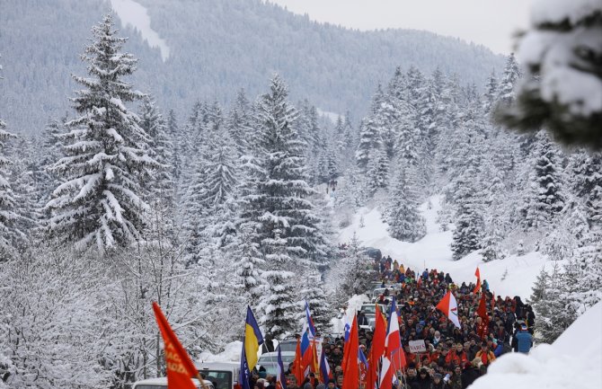 15 hiljadu ljudi obilježilo godišnjicu Igmanskog marša, u koloni i Bjelopoljci (FOTO)