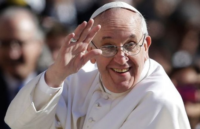 Papa Franjo: Hrišćani ne budite trijumfalistički nastrojeni