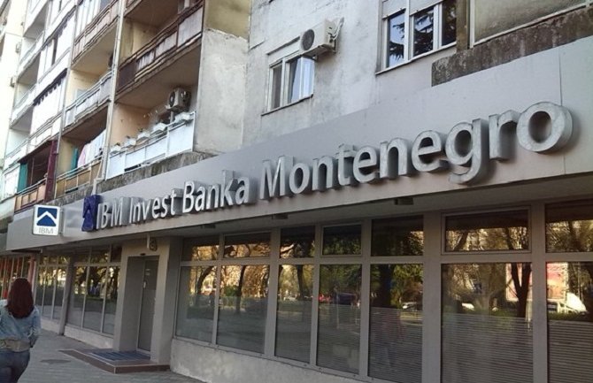 Počelo isplaćivanje garantovanih depozita IBM banke: Do 15h isplaćeno preko tri miliona eura