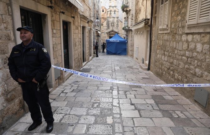 Dubrovnik: Pronađena beživotna tijela tri osobe u porodičnom stanu