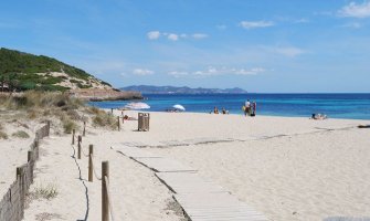Plaža na Ibici ugrožena zbog seksa!