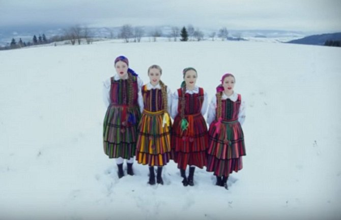 Djevojke iz Poljske u etno stilu obradile najveći hit rok grupe 