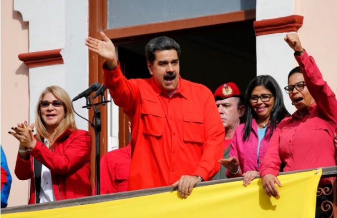 Maduro predložio održavanje prijevremenih parlamentarnih izbora