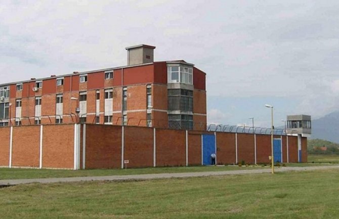 ZIKS: Zatvorenici se isjekli žiletima