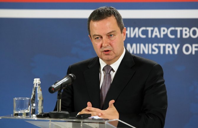 Dačić odgovorio Darmanoviću: Ne zanimaju nas unutrašnja pitanja CG, već položaj Srba i SPC