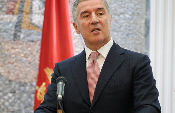 Đukanović uputio telegram povodom tragedije u Makedoniji