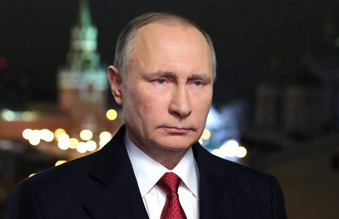 Putin na sparingu sa džudistima povrijedio prst (VIDEO)