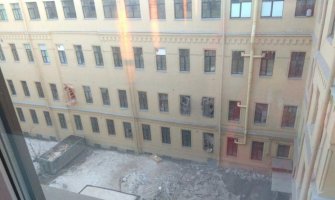 Sankt Peterburg: Urušila se zgrada, na desetine ljudi zarobljeno