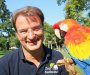 Papagaj iz filma Pipi Duga Čarapa uginuo u 51. godini (VIDEO)