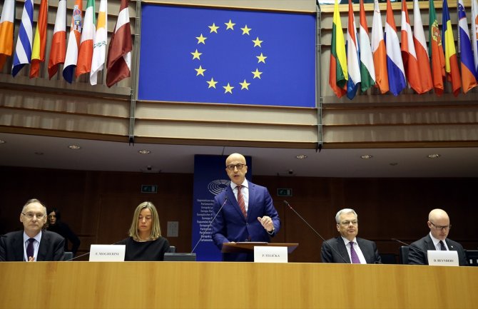  Potpredsjednik EP: Da, EU se ponekad ponaša licemjerno, nismo savršeni 