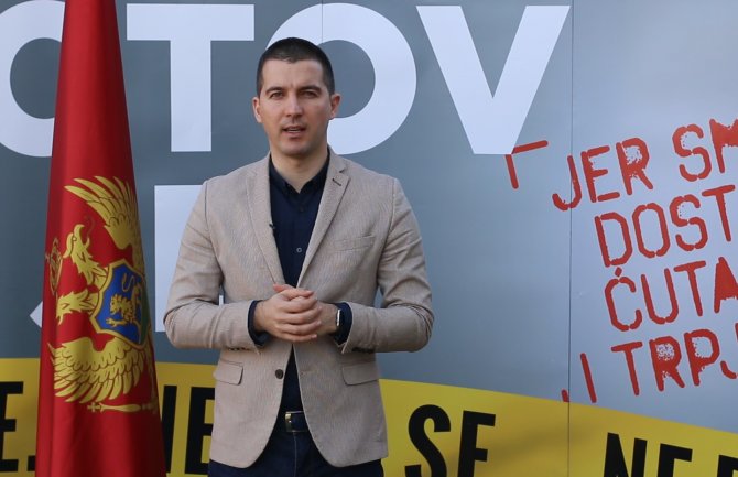 Bečić pozvao na proteste bez partijskih i nacionalnih obilježja