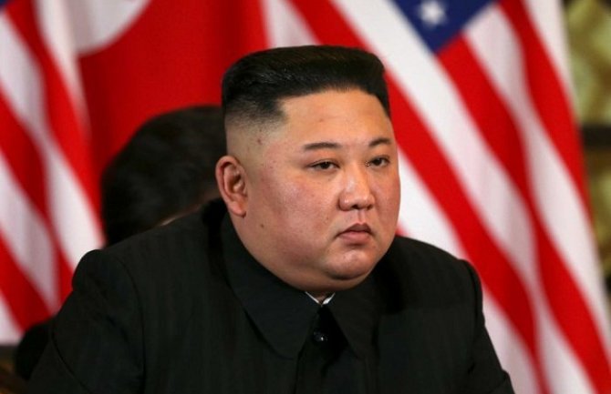 Kimovo obezbjeđenje opet u centru pažnje (VIDEO)