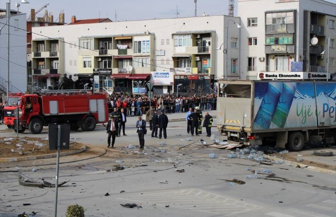 Kosovo: Jedna osoba poginula, a 16 povrijeđeno u saobraćajnoj nesreći u Gnjilanu