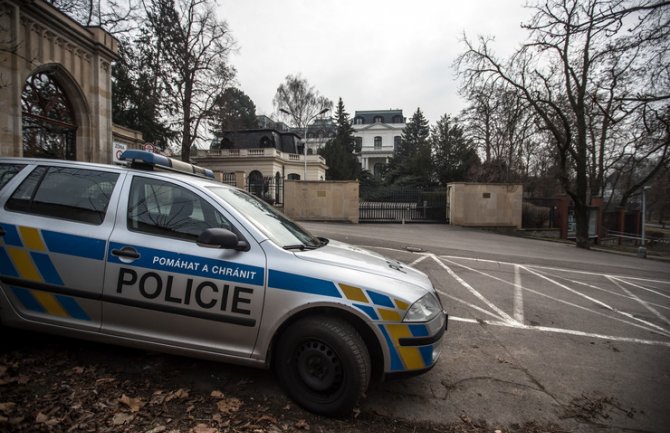 Prag: Pacijent pucao u bolnici, dvije osobe povrijeđene