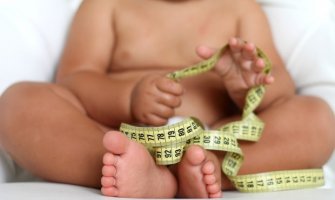 U Skoplju rođena beba teška 5.700 grama, državni rekorder (FOTO)