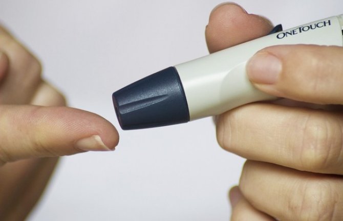 Bez igle: Najmlađi dijabetičari dobili senzore za mjerenje nivoa šećera u krvi