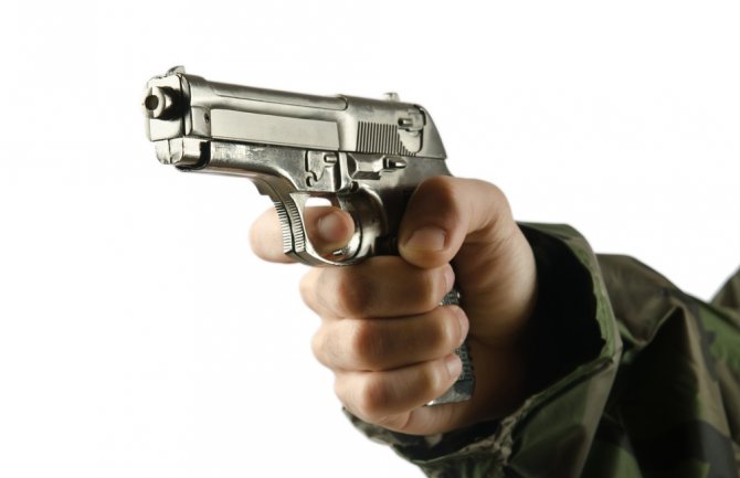 U Beranama kod maloljetnika pronađen i oduzet pištolj