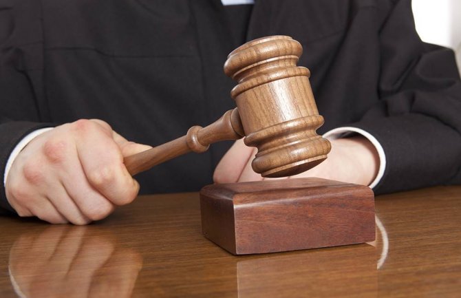 Sud za prekršaje: Učesnici masovne tuče u Titvu kažnjeni sa po 270 eura