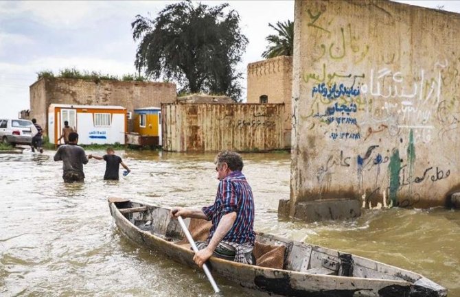 U poplavama u Iranu stradalo 57 ljudi