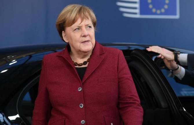 Merkel: Sprječavanje haotičnog Bregzita u interesu ostalih članica EU