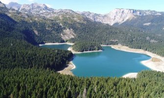 Gradnja ekolodževa na Crnom jezeru nije povezana sa sječom šuma