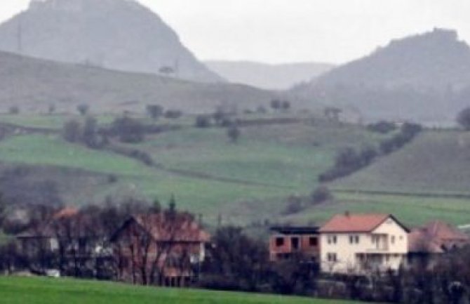 Kosovo: Obijene crkva u Suvom Dolu i kuća povratnika u Brestoviku