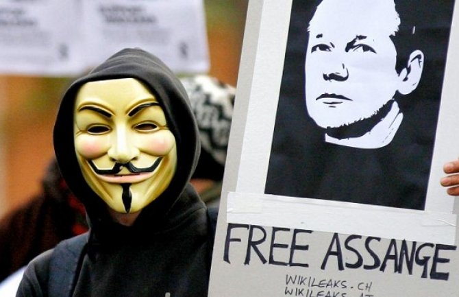 Anonimusi prijete: Oslobodite Asanža ili ćete se suočiti sa posljedicama