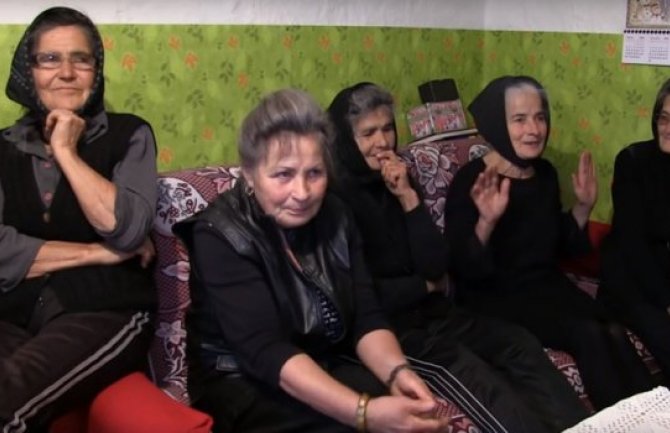 Sestre Zarić su virdžine: Rade muške poslove, ne gledaju TV i ne slušaju radio (VIDEO)