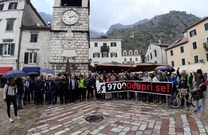 Odupri se-97.000: SDP da povuče prijedlog za razrješenje Jokića
