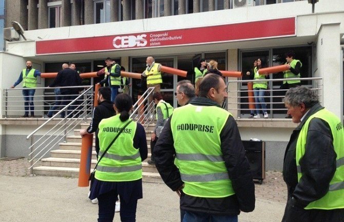 Prekršajne prijave protiv osam lica zbog događaja ispred CEDIS-a