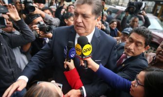 Bivši predsjednik Perua presudio sebi kad je policija došla da ga uhapsi