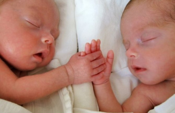 Maleni Andrea rodio se čak dva mjeseca nakon brata blizanca