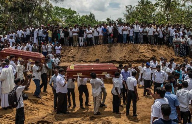 Vlasti u Šri Lanki pogriješile u broju žrtava terorističkih napada: Stradale 253, a ne 359 osoba 